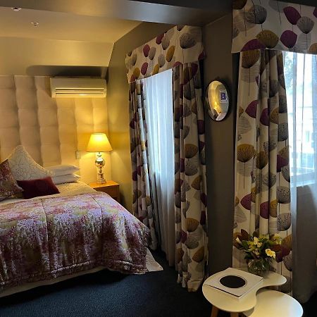 Nice Hotel Ню Плимут Екстериор снимка