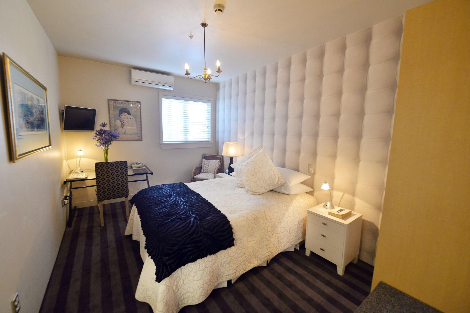 Nice Hotel Ню Плимут Екстериор снимка