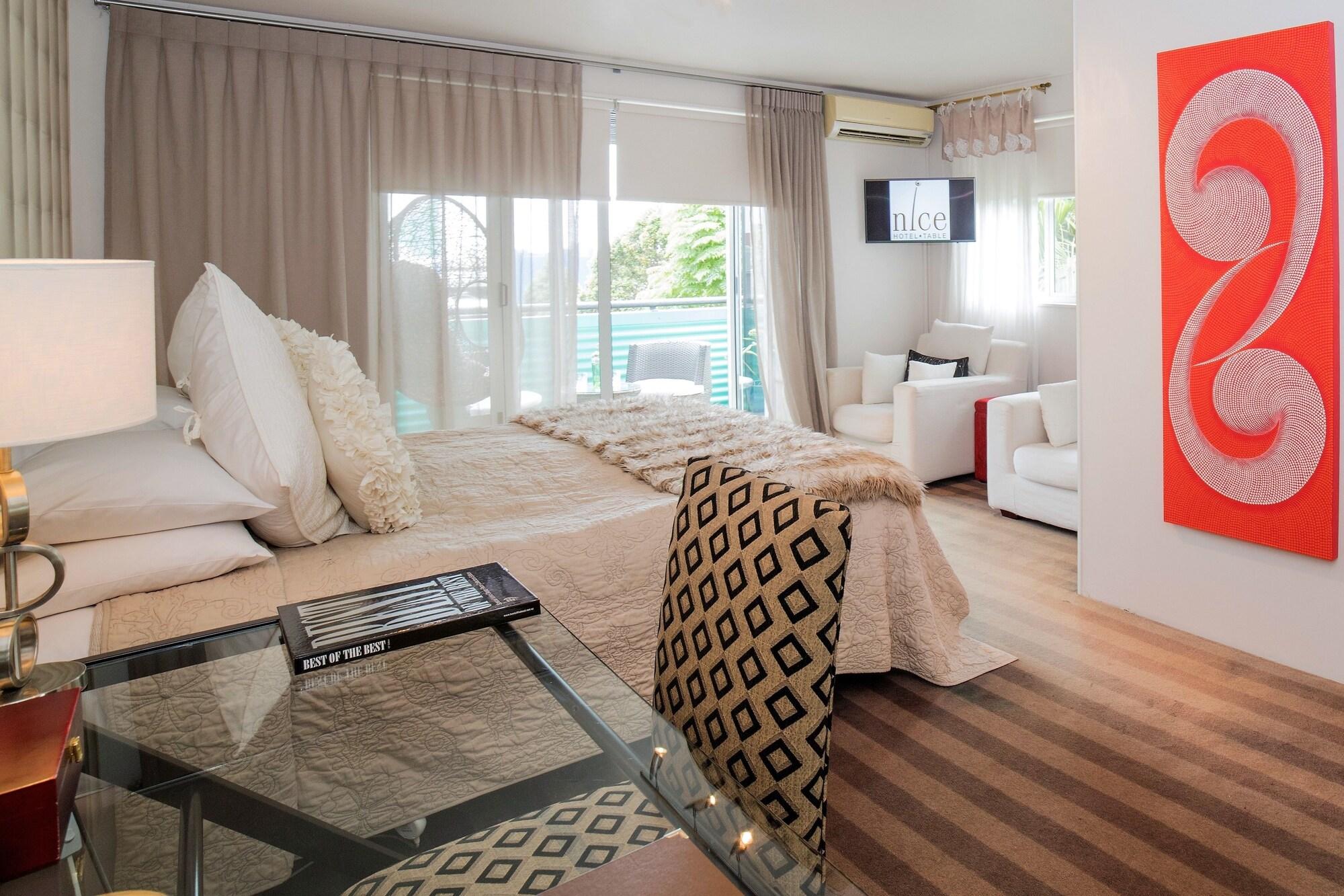 Nice Hotel Ню Плимут Екстериор снимка
