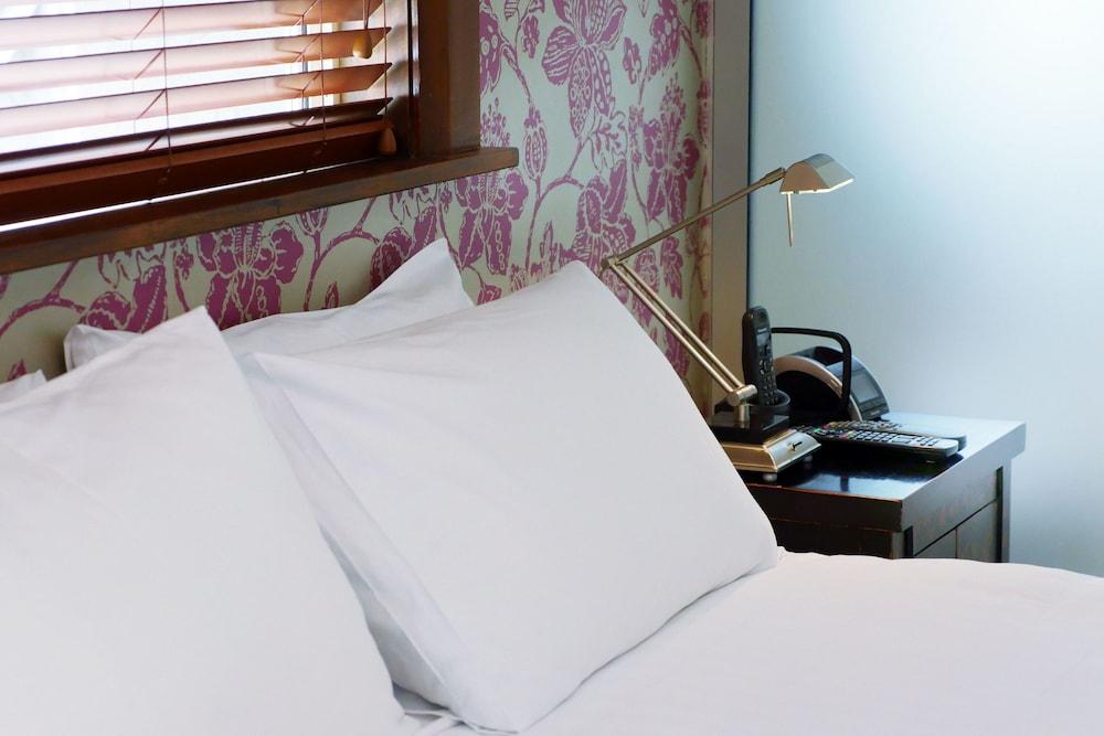 Nice Hotel Ню Плимут Екстериор снимка