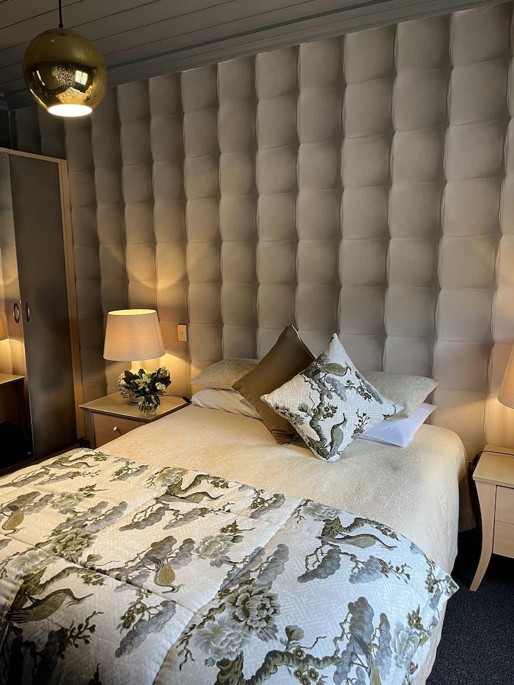 Nice Hotel Ню Плимут Екстериор снимка