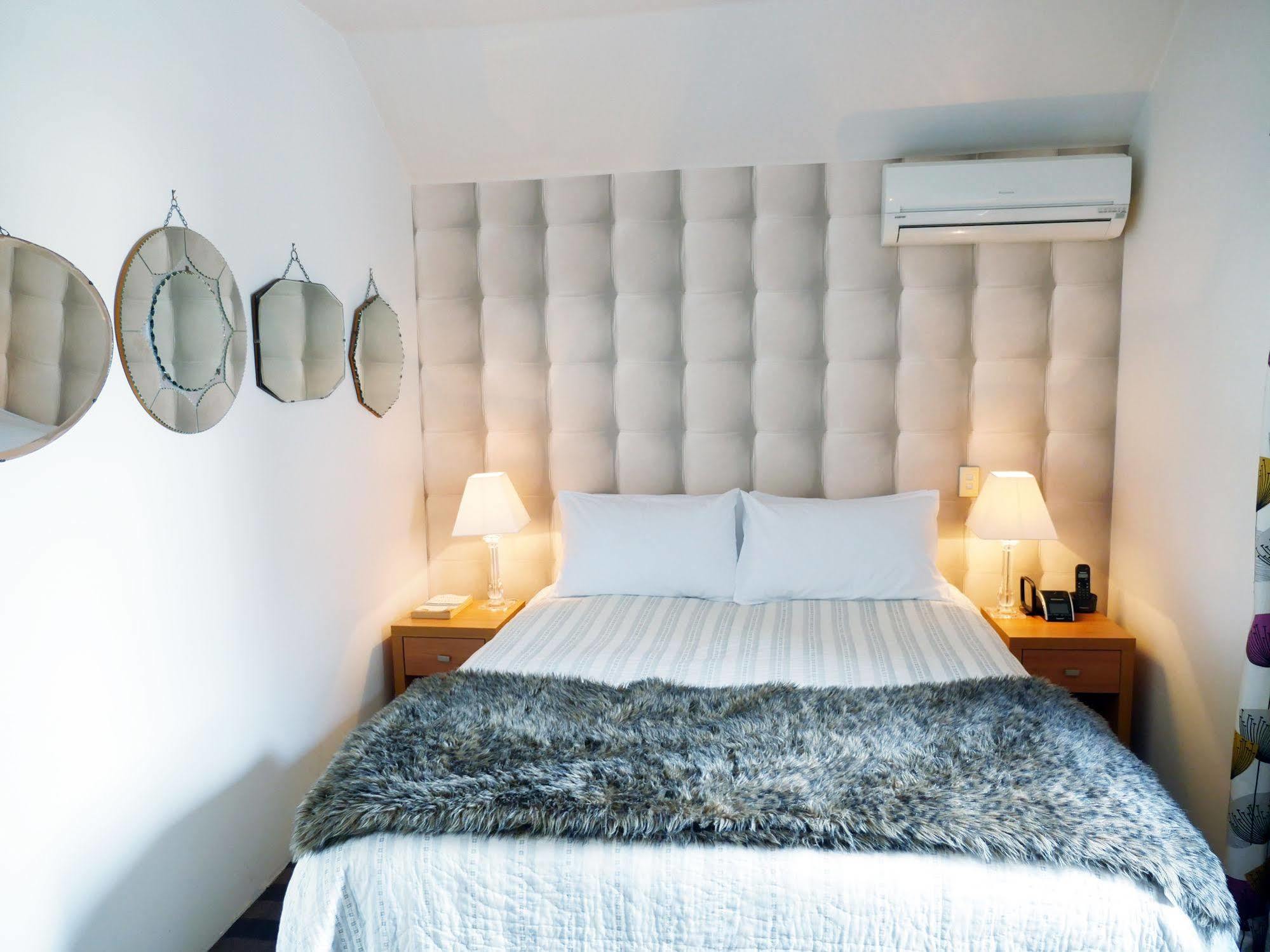 Nice Hotel Ню Плимут Екстериор снимка